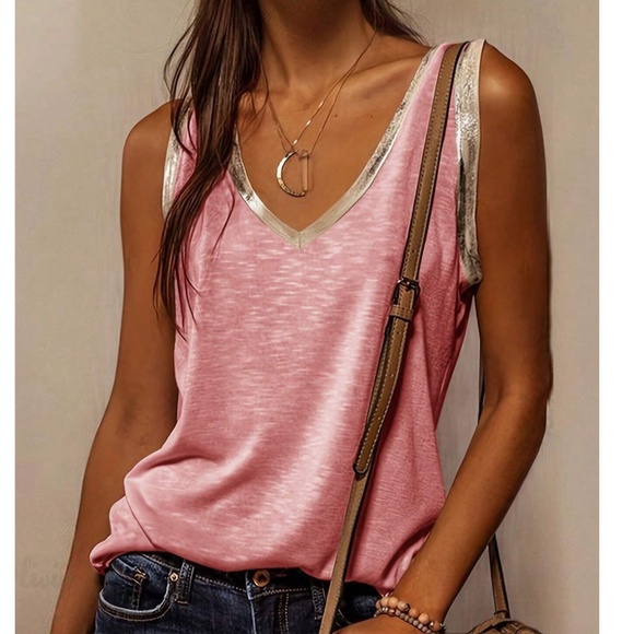 Solid V neck Minimalist Tank Top - Picture 5 of 11